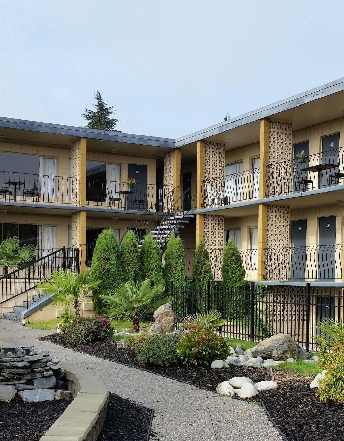 Port-O-Call Inn Nanaimo Exterior foto